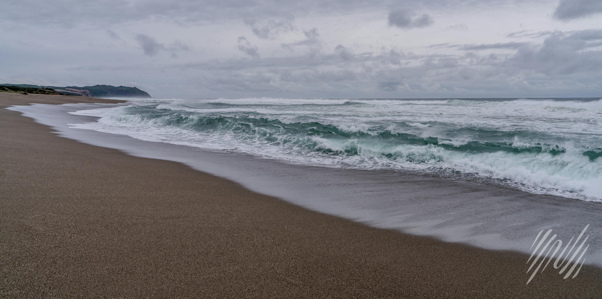 Storm Surf Shoreline